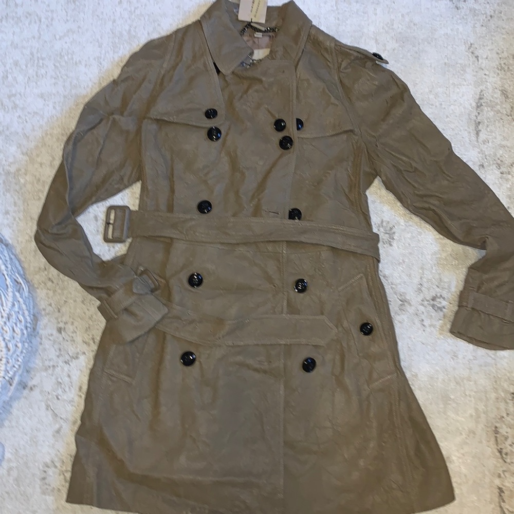 Burberry 100% leather trench coat NWT size 10